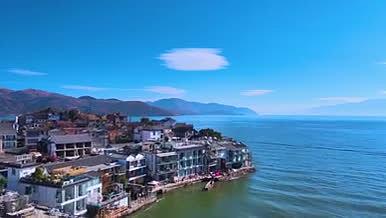洱海风光云南旅游高原湖泊蓝天白云航拍美景视频的预览图